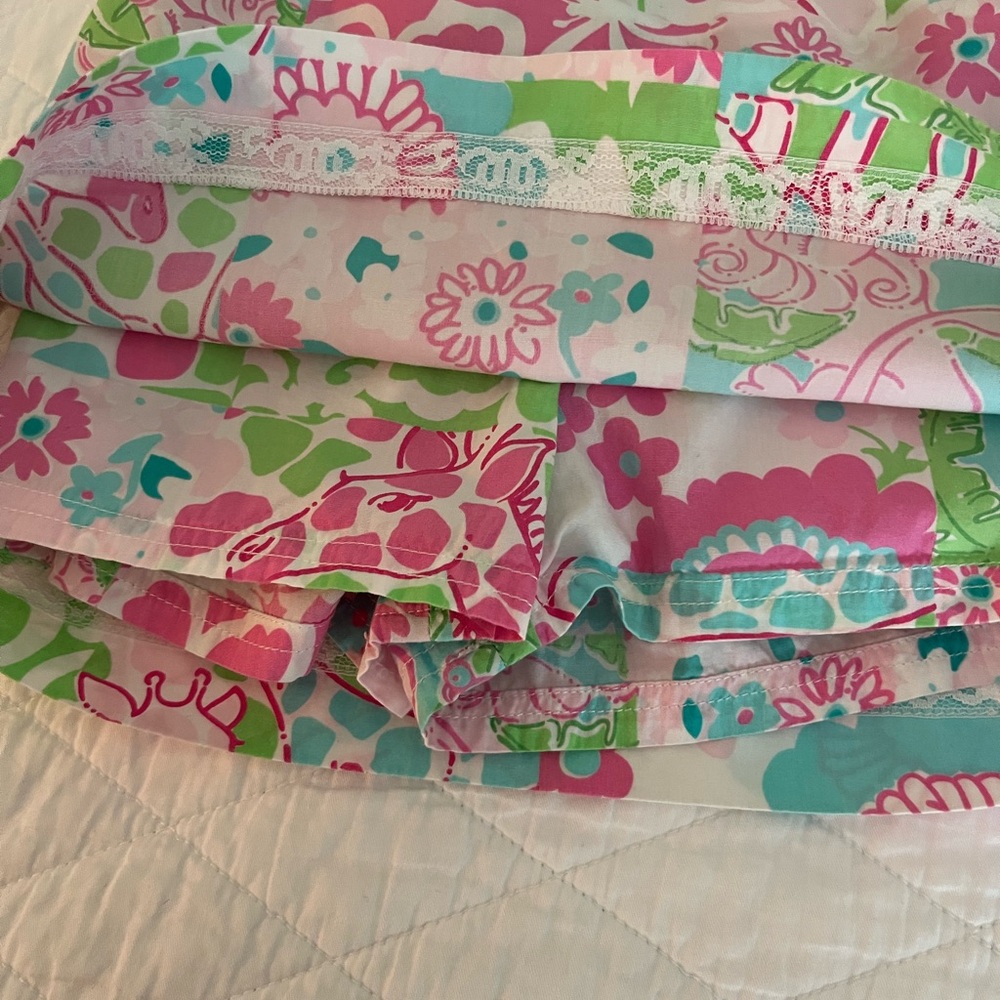 Lilly Pulitzer Skort - Picture 2 of 6